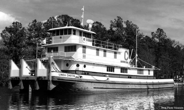 Towboats Pushboats Barges Mississippi Ohio River Towboat Barge